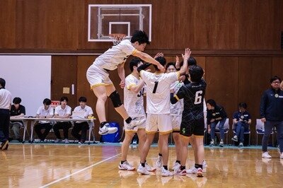 タイムセール 探し方 本学男子バレーボール部が東海大学男子バレーボールリーグ戦春季 ウェア